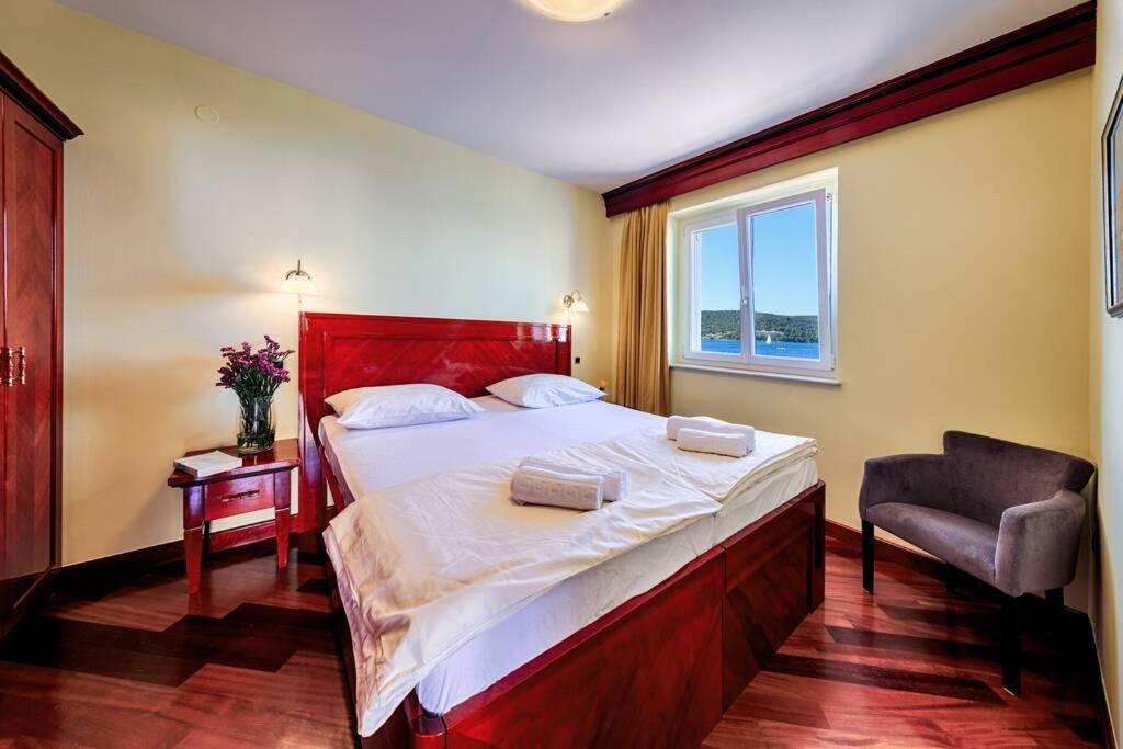 Seafront Apartment Duo Vis Dış mekan fotoğraf